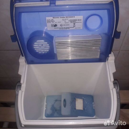 Автомобильный холодильник