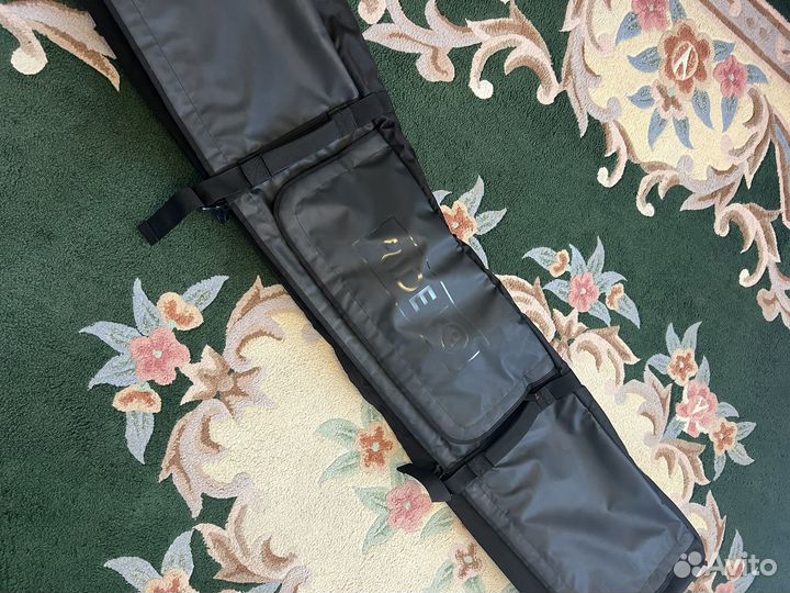 Чехол для сноуборда на колесах