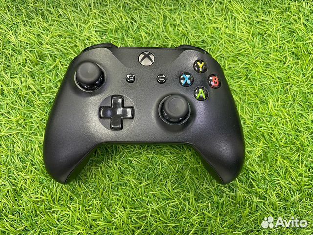 Игровая приставка Microsoft Xbox One X 1000 гб HDD