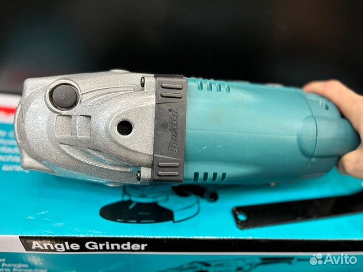 Болгарка Makita GA9020 ушм