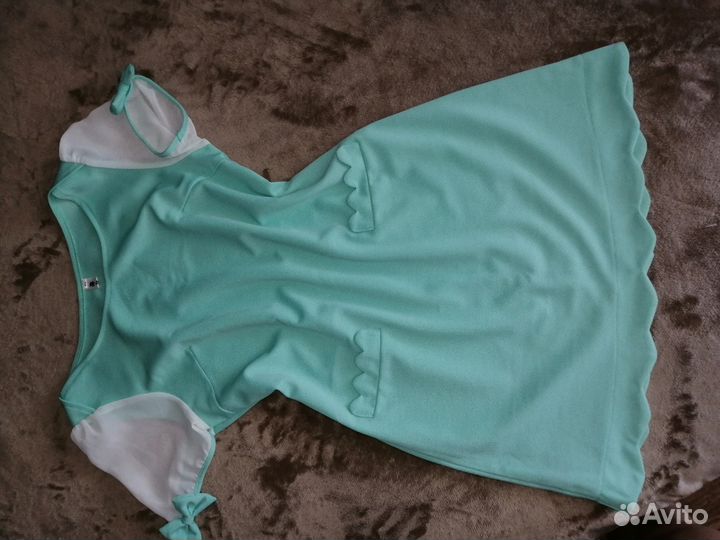 Платье мятного цвета