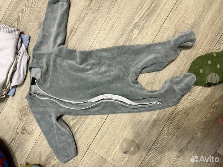 Велюровый комбинезон 62