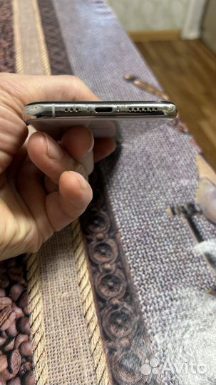 iPhone Xs, 256 ГБ
