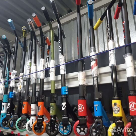 Трюковой самокат