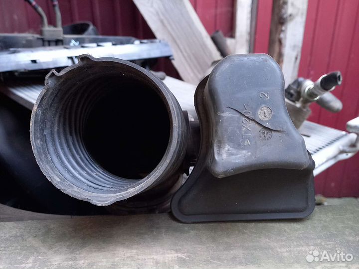 Патрубок воздушного фильтра BMW N52 B25