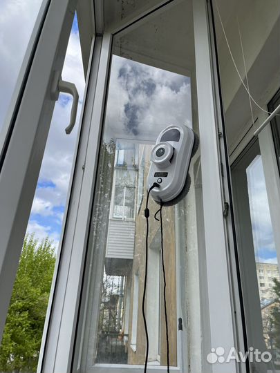 Прокат робота для мытья окон