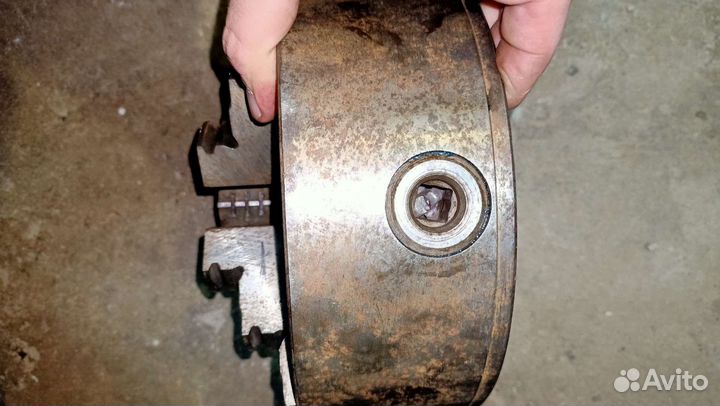 Токарный патрон 190-200