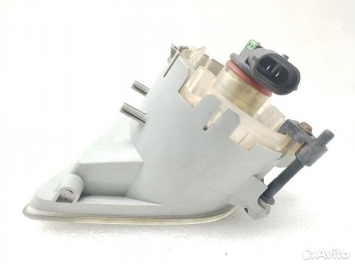 Фара противотуманная передняя правая Volvo V50 1