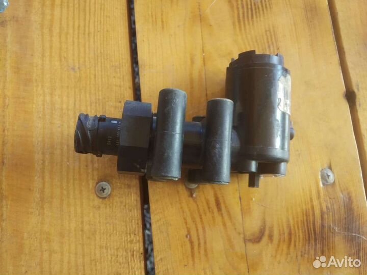 Кран уровня пола