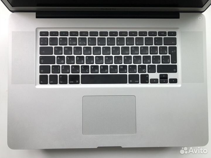 Apple MacBook Pro 17 Late 2011