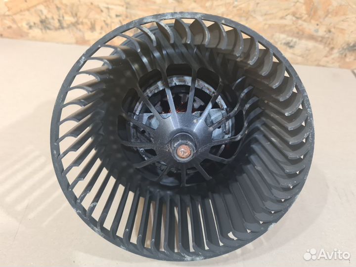 Вентилятор печки Ford Focus 3