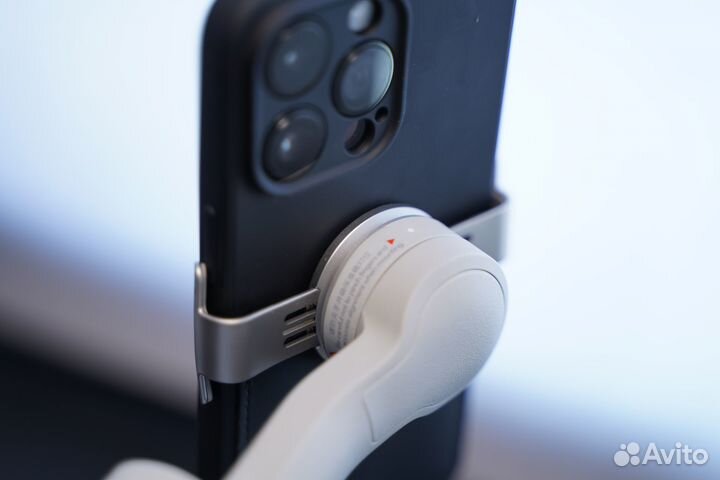 Стабилизатор DJI Osmo Mobile 4