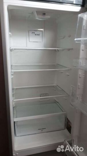 Холодильник 2х камерный
