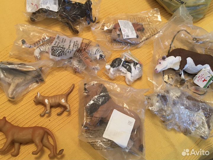 Фигурки животных Шляйх, папо и сафари