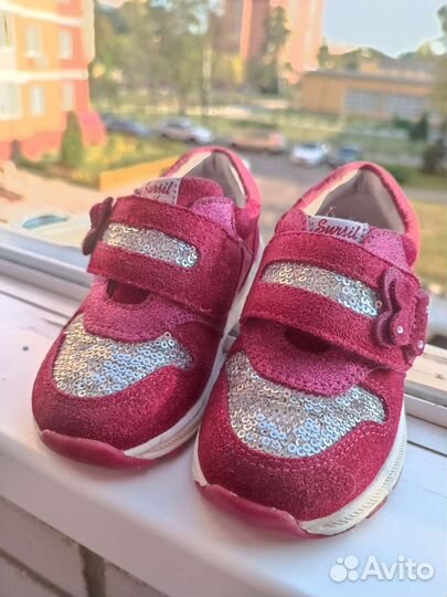 Ботинки-кросовки для девочки