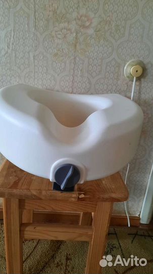 Инвалидное кресло с туалетом