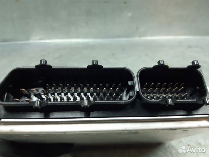 Блок управления двигателем Volkswagen Passat B5