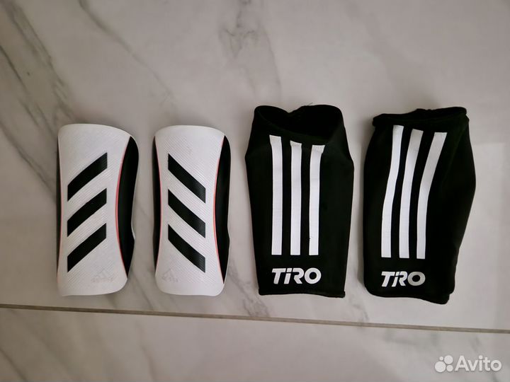 Щитки Adidas б/у xs I