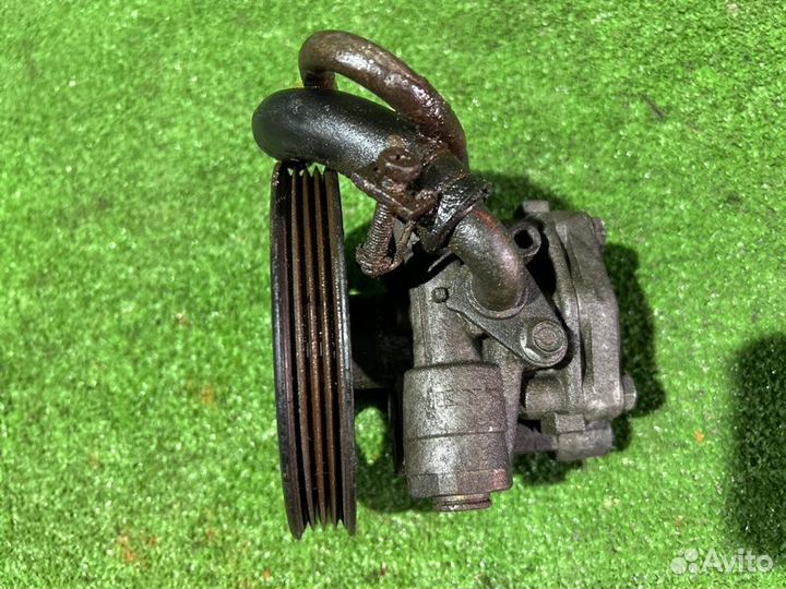 Насос гидроусилителя руля Suzuki Sx-4 M16A