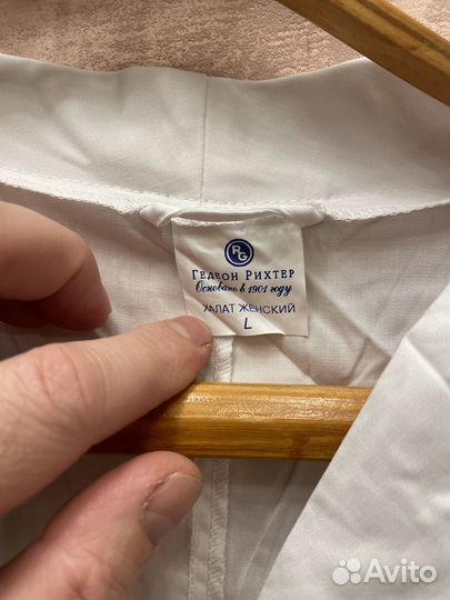 Медицинский халат женский (размер L)