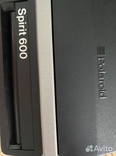 Polaroid 600
