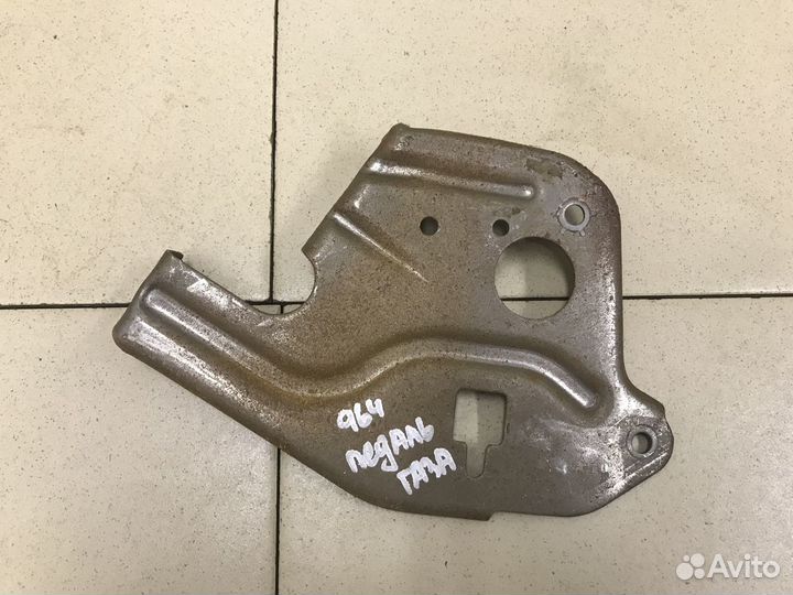 Кронштейн крепления педали Duster 2012