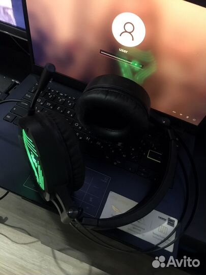 Игровые наушники с микрофоном