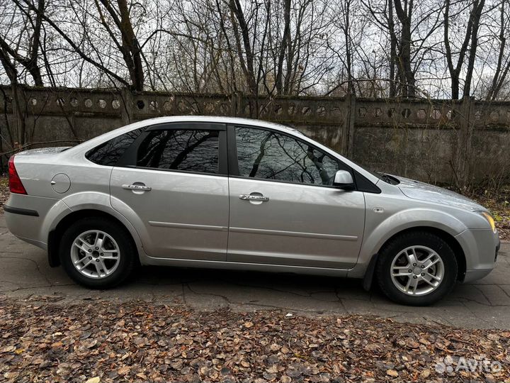 Ford Focus 2.0 МТ, 2008, 230 000 км