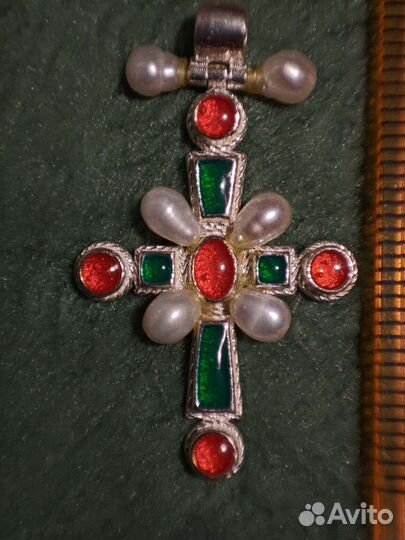 Серебряный крестик 925 с эмалями и жемчугом