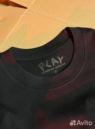 Футболка CDG