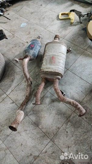 Глушитель Toyota Land Cruiser 200 2uzfe 2008