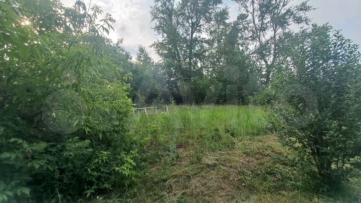 Дом 24,6 м² на участке 10 сот.