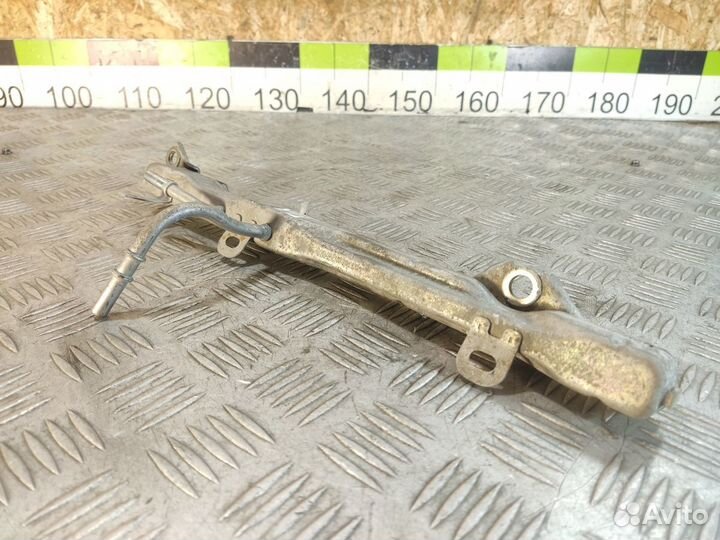 Рейка топливная рампа Lexus Ls 2006-2017