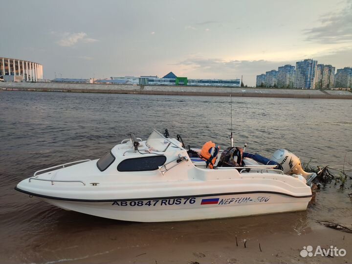 Каютный катер