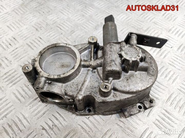 Крышка распредвала VW Passat B6 06F103530N