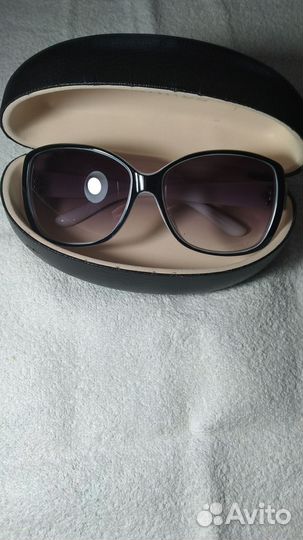Солнцезащитные очки женские брендовые