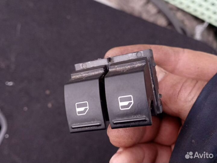 Seat ibiza5 кнопки стеклоподьемника