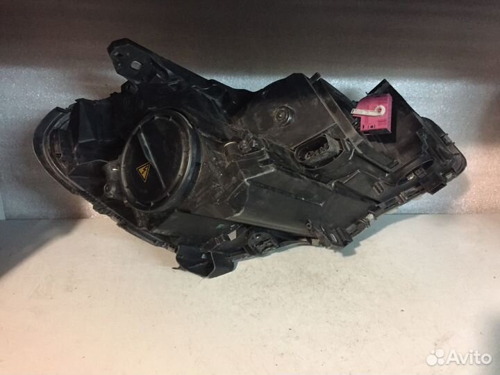 Фара битая левая Mercedes B Class 2014