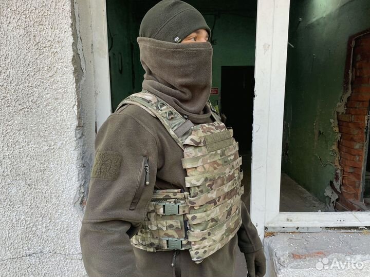 Прочный бронежилет панцирь