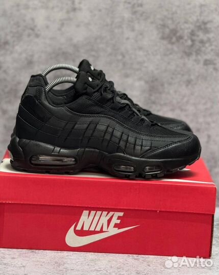 Кроссовки Nike Air Max 95 эргономичные