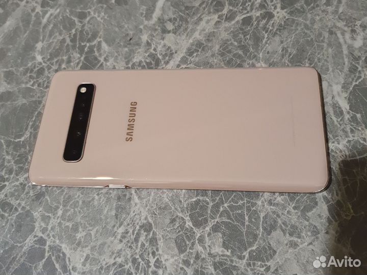 Samsung Galaxy S10 5G Single sim, 8/256 ГБ