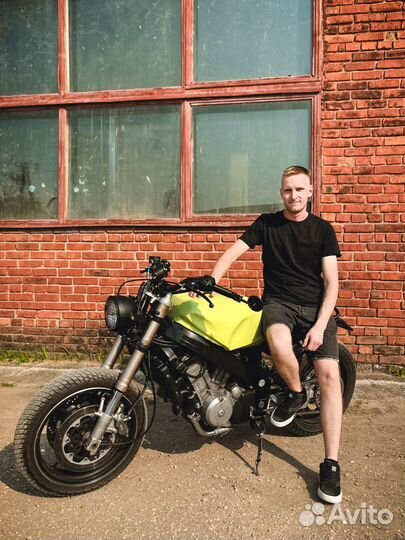 Мотоцикл Honda Bros NT400 Custom