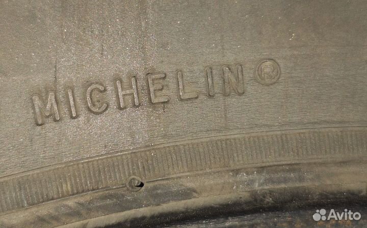 Michelin Agilis 51 215/65 R16 106T
