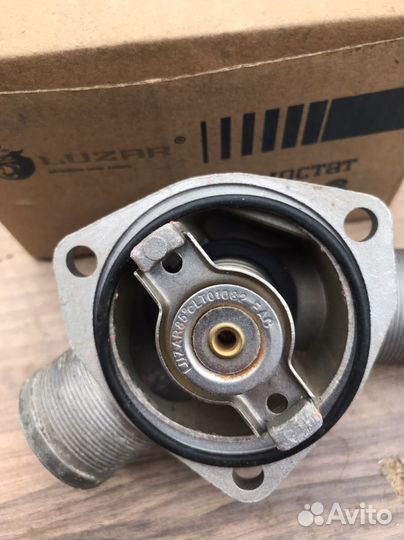 Термостат ваз 2110-15 (8-клапанный мотор)