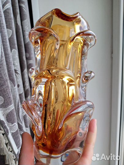 Гутное стекло