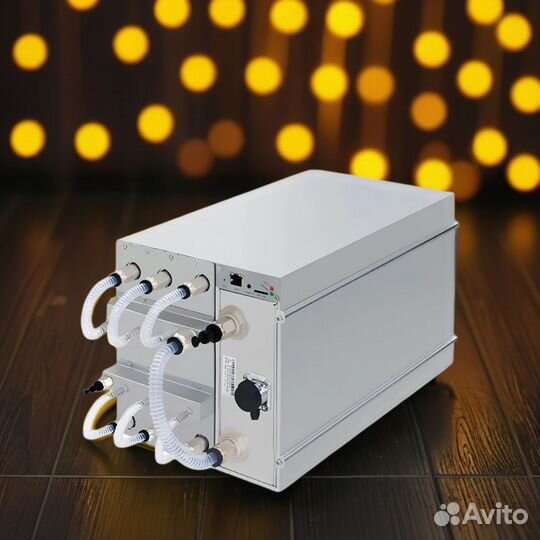 Antminer S19e XP Hyd 251T — долговременный формат