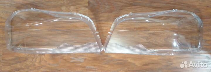 Стекло фары Volvo XC90 2002-2014, левое, правое