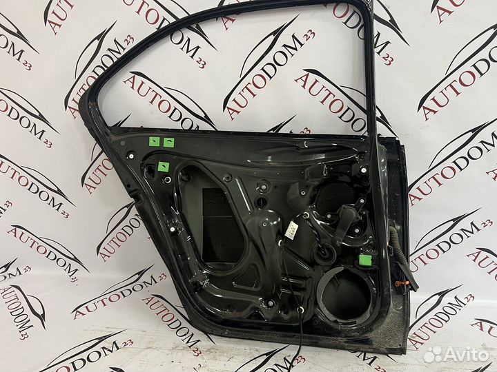 Дверь задняя левая Шкода Рапид