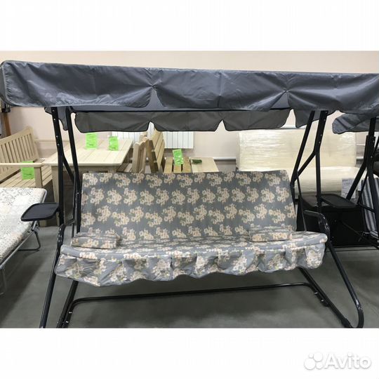 Садовые качели новые