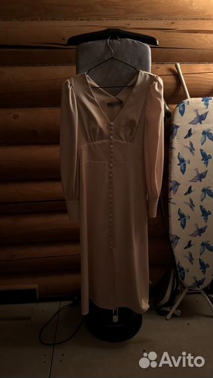 Платье миди с маленькими пугвицами lichi